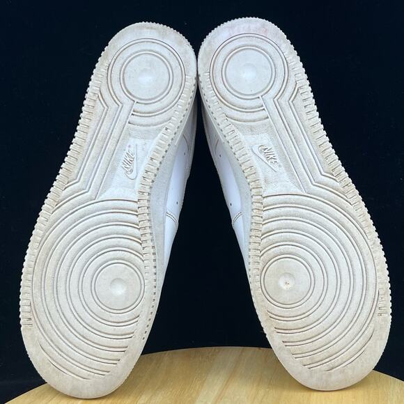 Nike Air Force 1 '07 Low Triple White Shoes Sneakers Men's Size 10 CW2288-111 - Picture 9 of 10